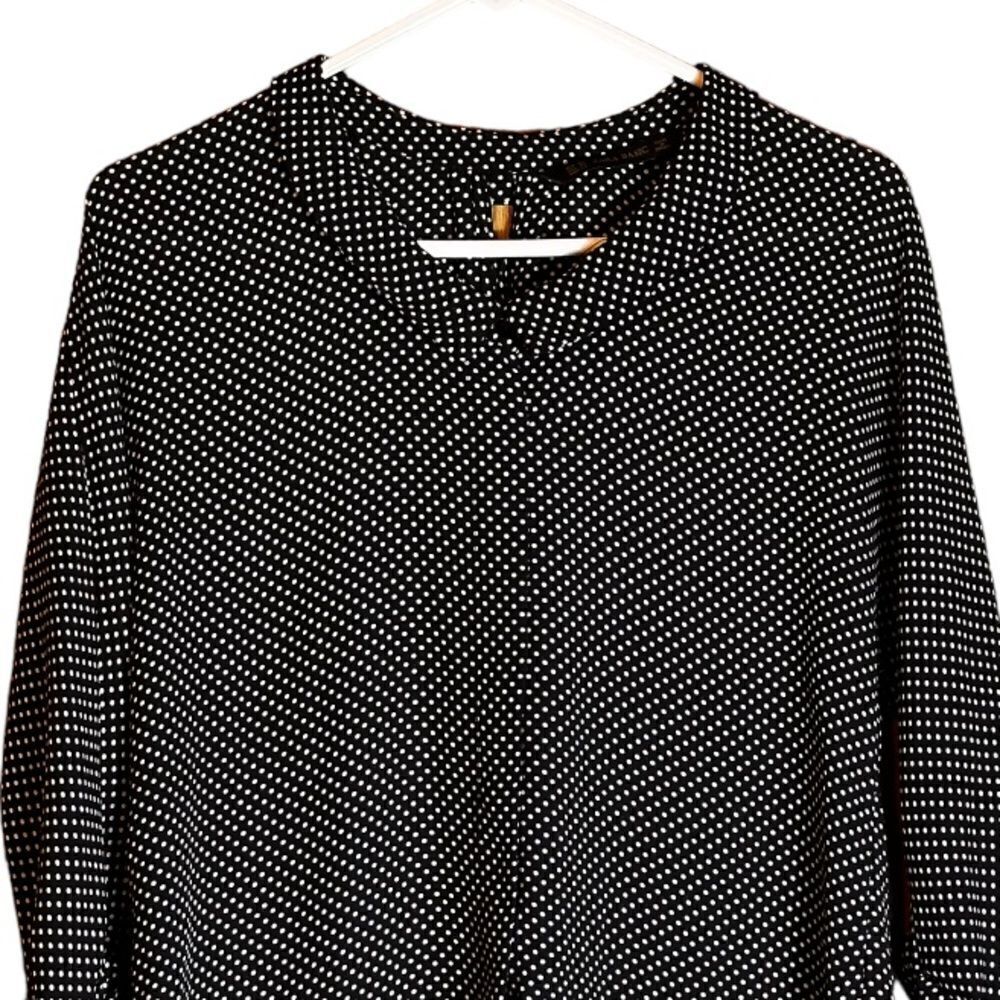 ZARA Polka Dot Button Down Keyhole Back Collared Blouse Size XS ▫️ - Picture 3 of 7